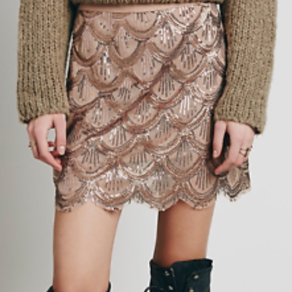 Free People Dresses & Skirts - Free people gold scallop skirt